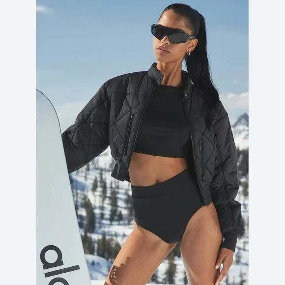 ALO Yoga snowrider puffer jacket - Picture 1 of 15